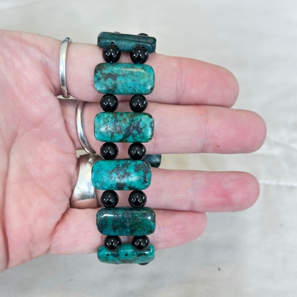 Chrysocolla & Black Onyx bracelet. Rectangles & spheres. Magnetic clasp - Picture 9 of 13